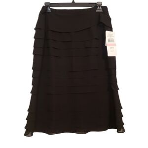 J.R Nites Chiffon tiered skirt size 6 NWT